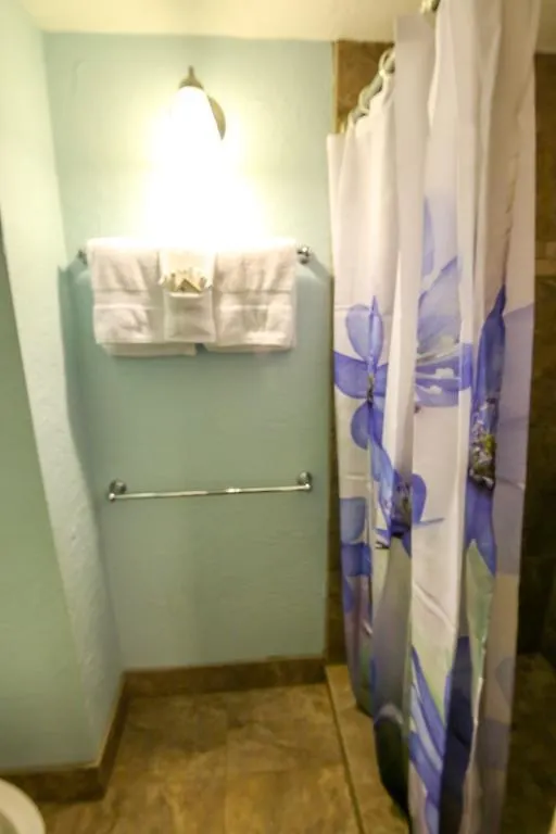 Апарт отель Papakea K303 2Bed/2Bath Stunning Ocean & Pool Views Лахайна Апарт-отель