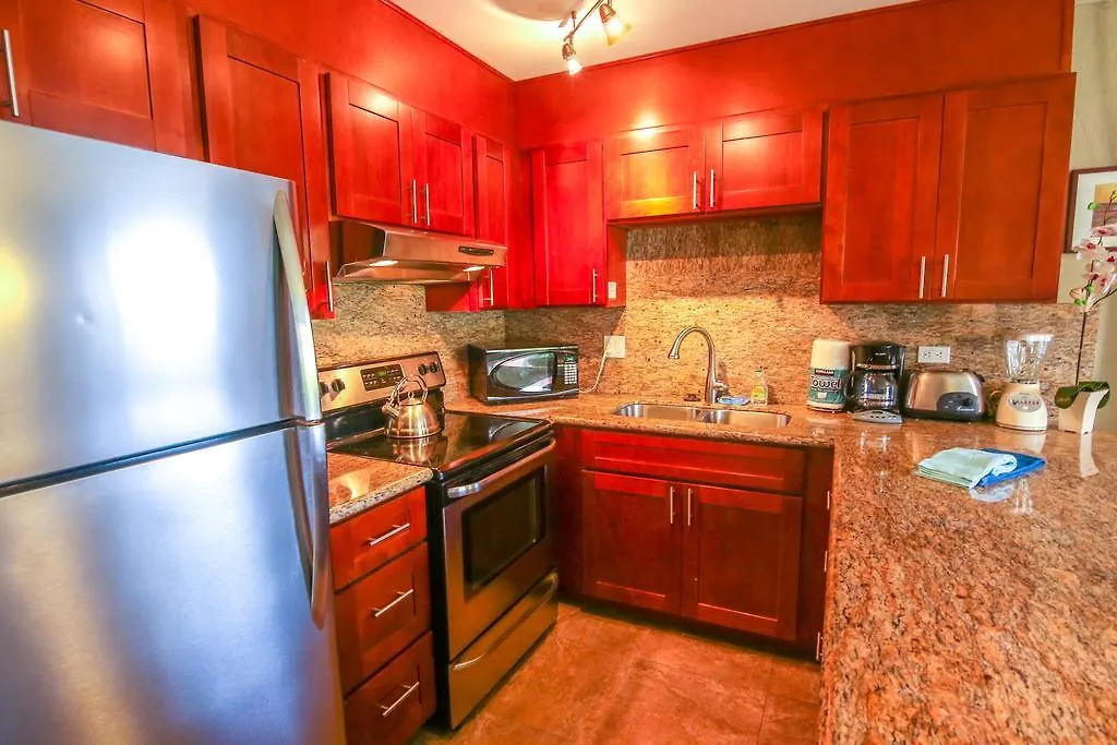 Апарт отель Papakea K303 2Bed/2Bath Stunning Ocean & Pool Views Лахайна Апарт-отель